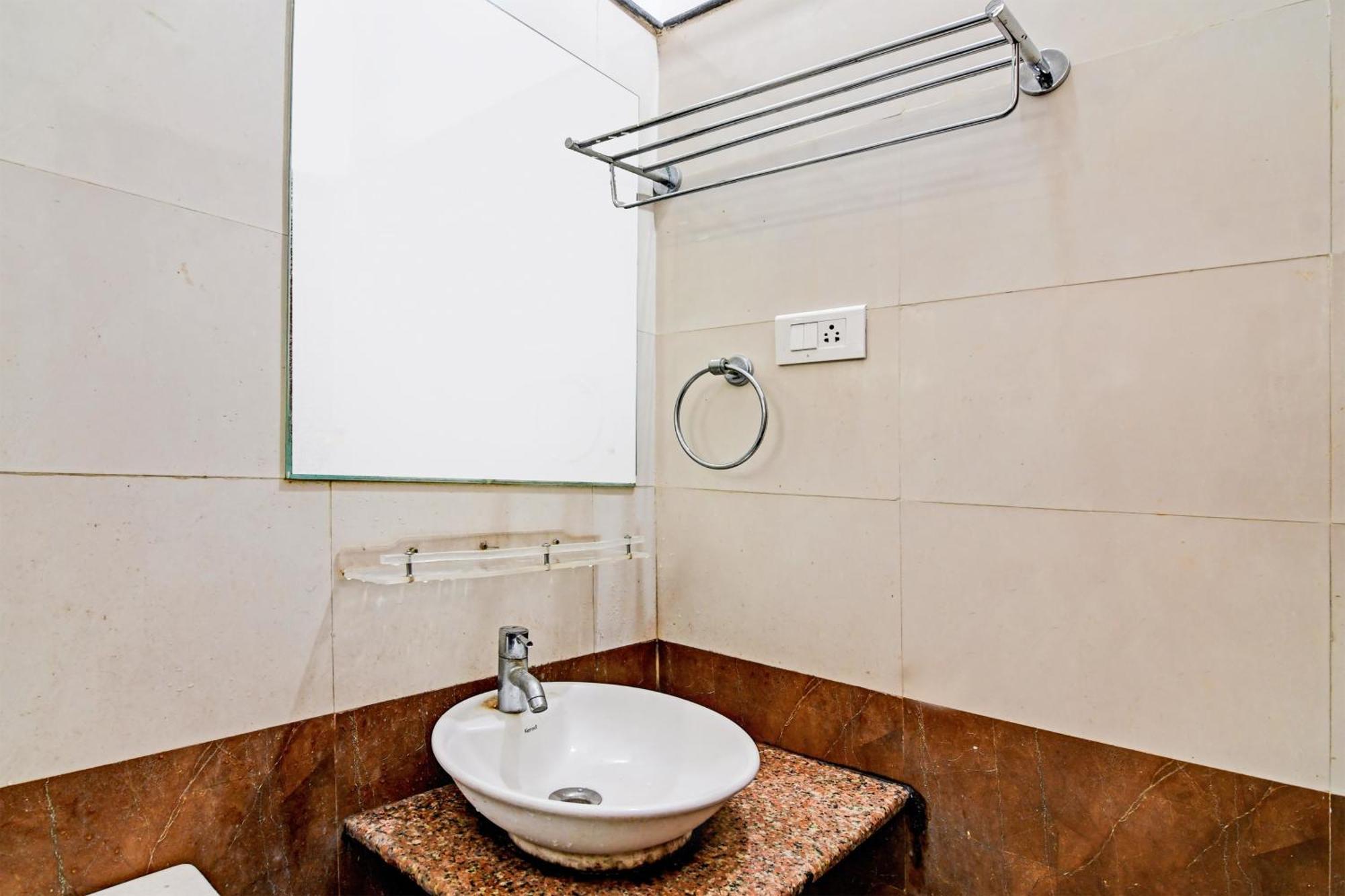 Hotel O Home Bm-X Khandagiri ภายนอก รูปภาพ